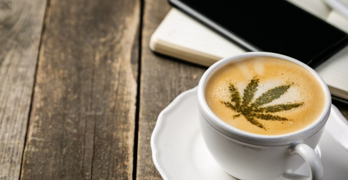 Bien commencer la journée avec un café au CBD