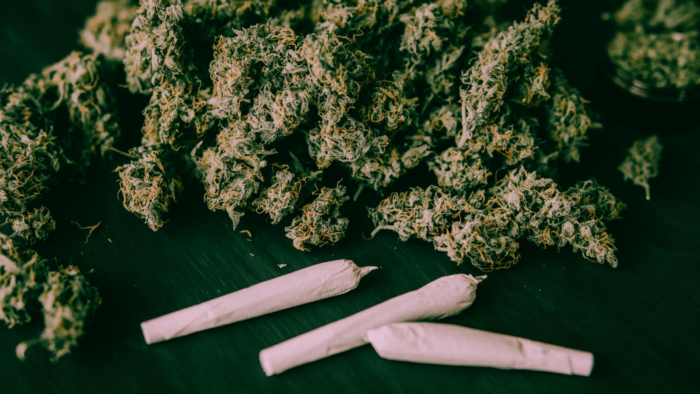 Fleurs CBD Deli Hemp : Guide complet pour choisir des variétés premium Image